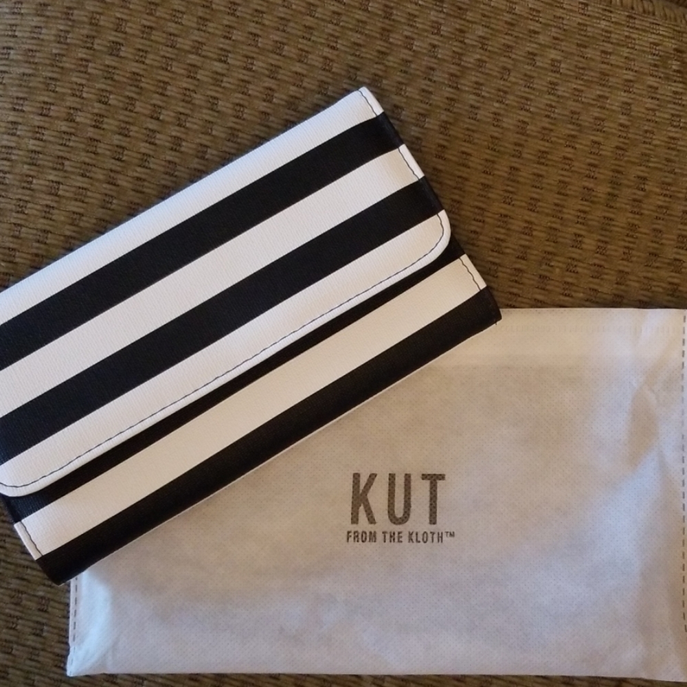 Kut from the Kloth Wallet